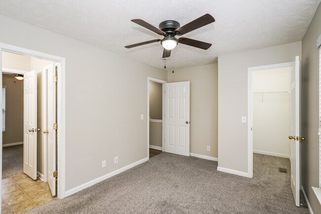 Building Photo - 1031 Bradford Park Rd