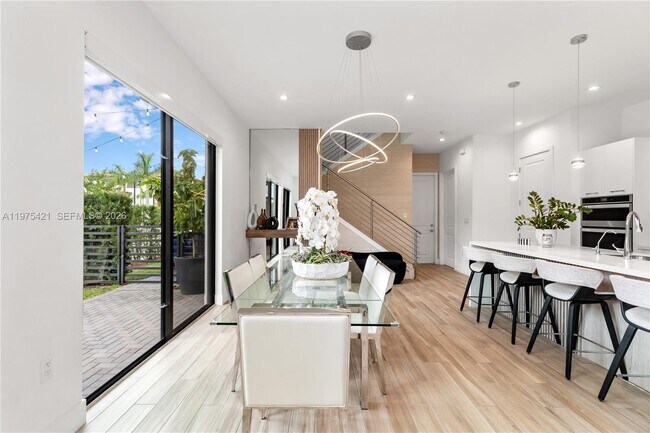 Building Photo - 4301 NW 81st Ct