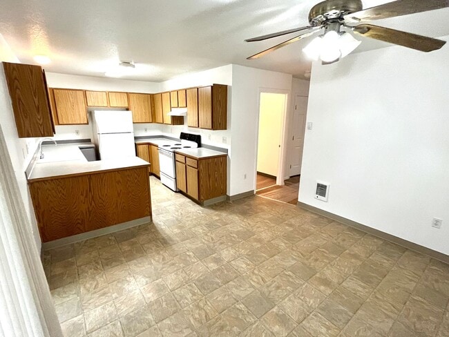 Building Photo - Centennial Neighborhood Newer Construction 2-Story Home with Attached Garage, Huge Fenced Yard!