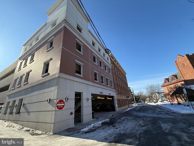 Building Photo - 2 S 3rd St