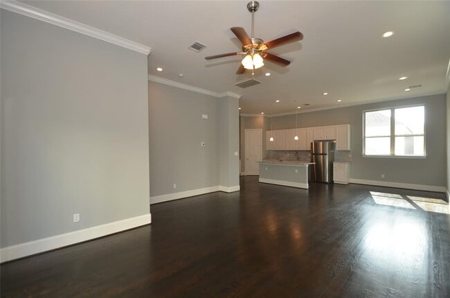 Building Photo - 4609 Nett St