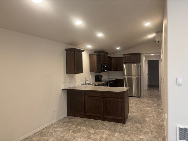 Building Photo - MSC Stillwell II