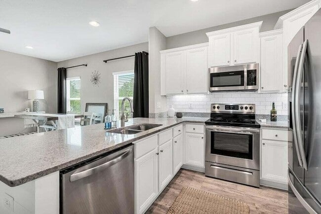 Building Photo - 89 Crossing Ln