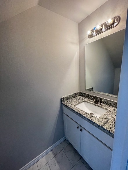 Building Photo - 2733 Ginger Ct