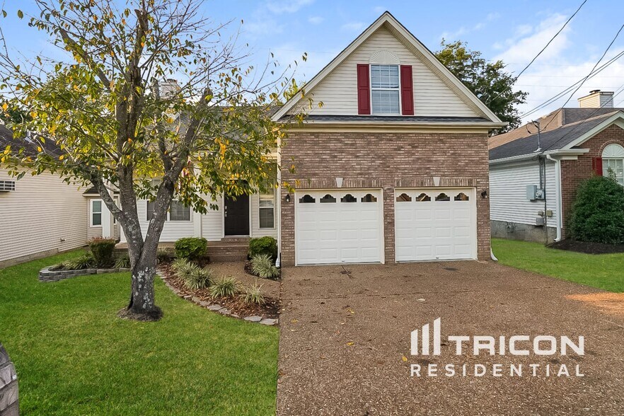 Primary Photo - 107 Cloverfield Ct