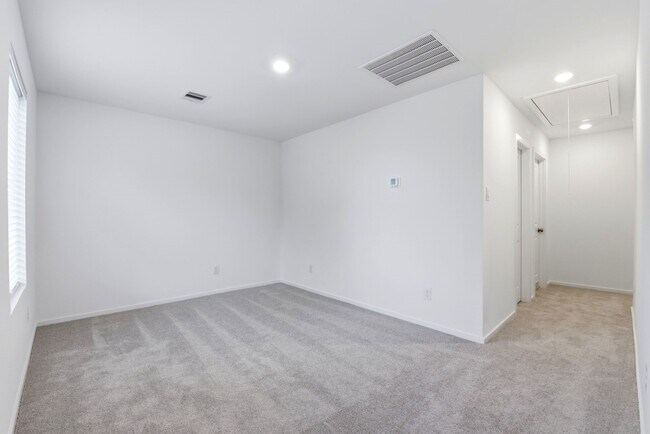 Building Photo - 15219 Abella Dr