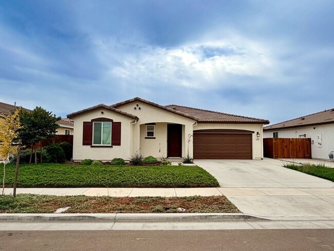 Primary Photo - 2035 Greenbriar Dr