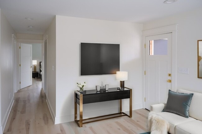 Building Photo - Custom Design Home in Greenville w/ Lawn Care included!