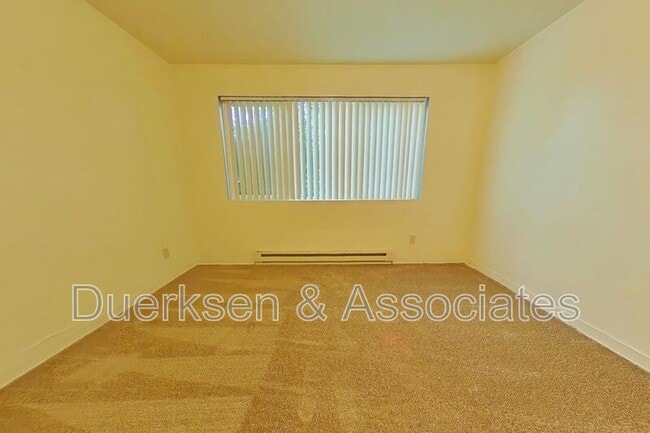 Building Photo - 805 NW 26th St