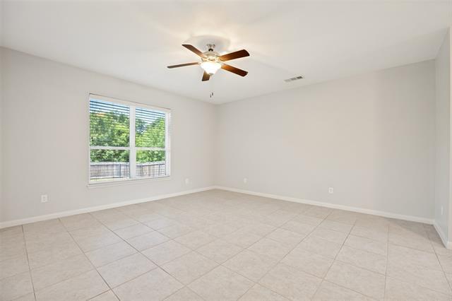 Building Photo - 1608 Persimmon Dr