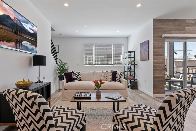 Building Photo - 13538 Vanowen St