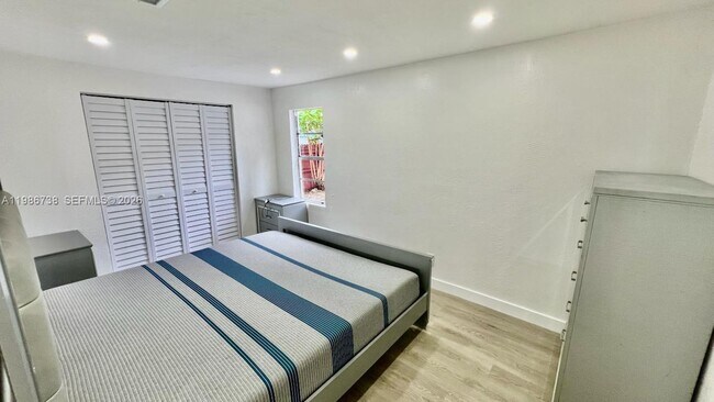 Building Photo - 48 SW 14th St