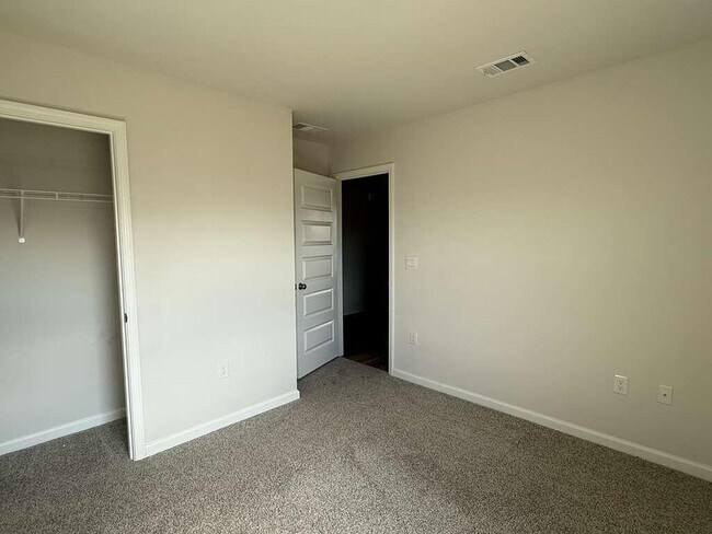 Building Photo - 5509 Silverbell Dr