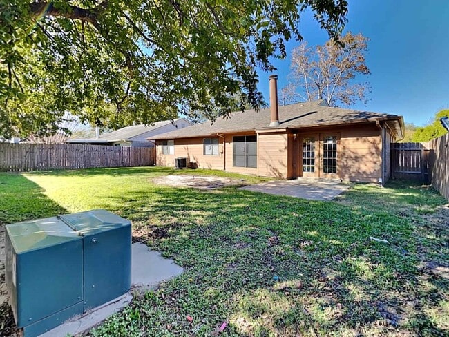 Building Photo - 4126 Pocahontas Dr