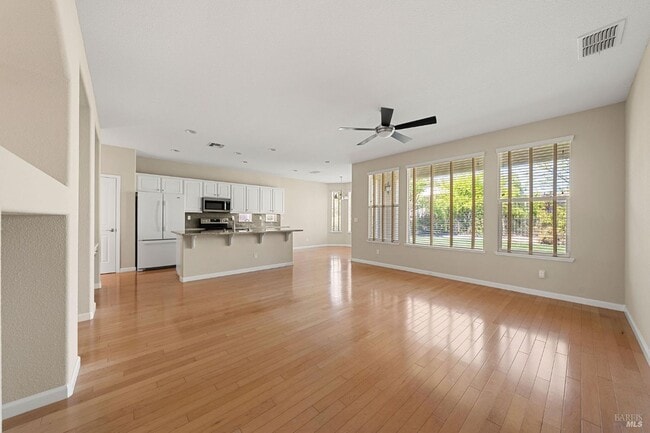 Building Photo - 505 Marianna Pl