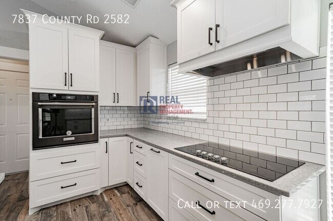 Building Photo - 7837 Co Rd 2582