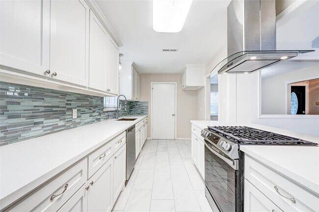 Building Photo - 10607 Wickersham Ln