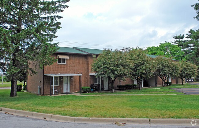 Primary Photo - Emma Apartments