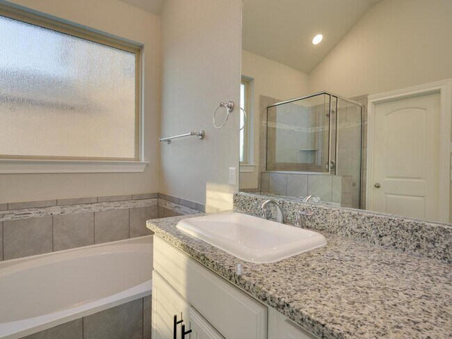 Building Photo - 2905 Coral Valley Dr