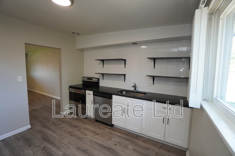 Building Photo - 5765 S Bannock St