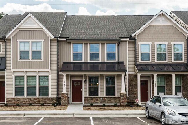 Building Photo - 1142 Metropolitan Dr