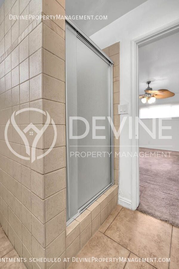 Building Photo - 15044 Redondo Dr