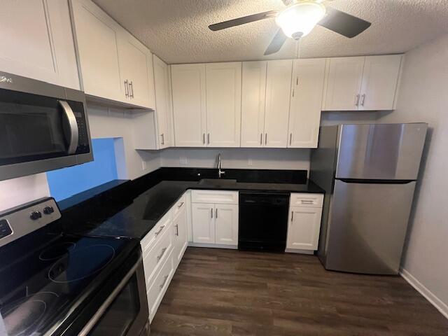 Building Photo - 2828 Casita Way