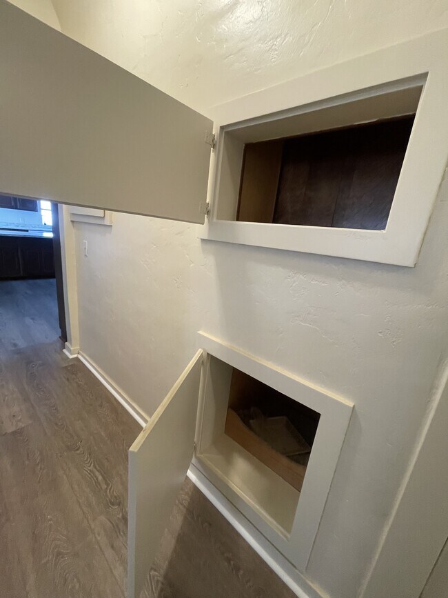 Building Photo - 1316 H St