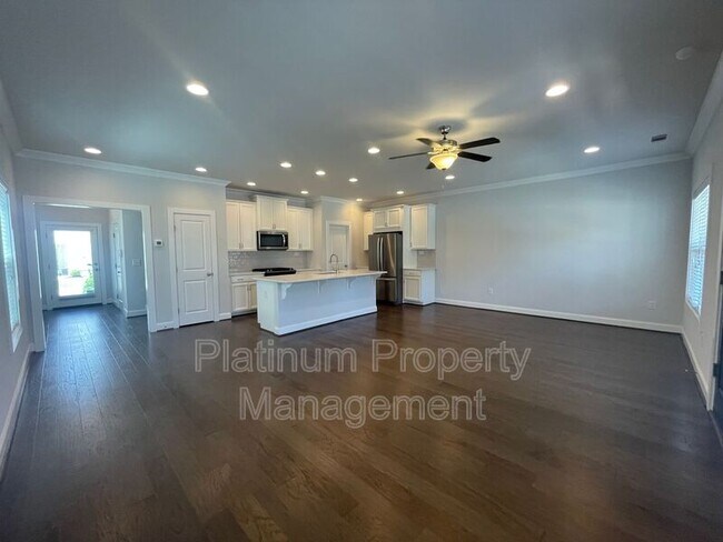 Building Photo - 2312 Echelon Ln