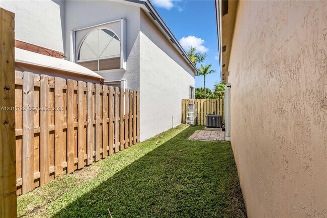 Building Photo - 15472 SW 148th Terrace