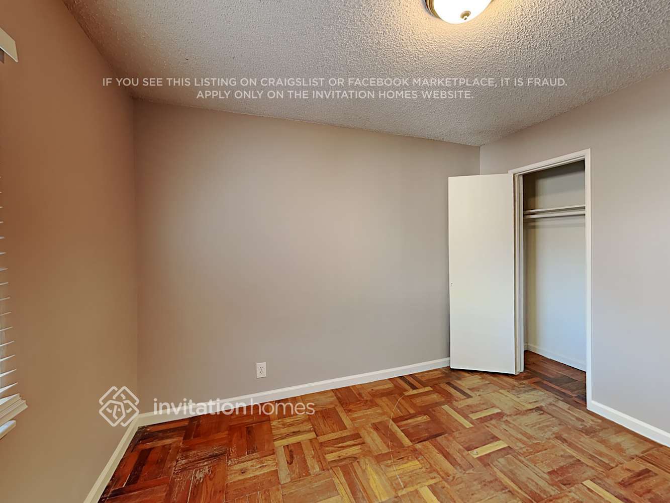 Building Photo - 852 N Parkside Dr