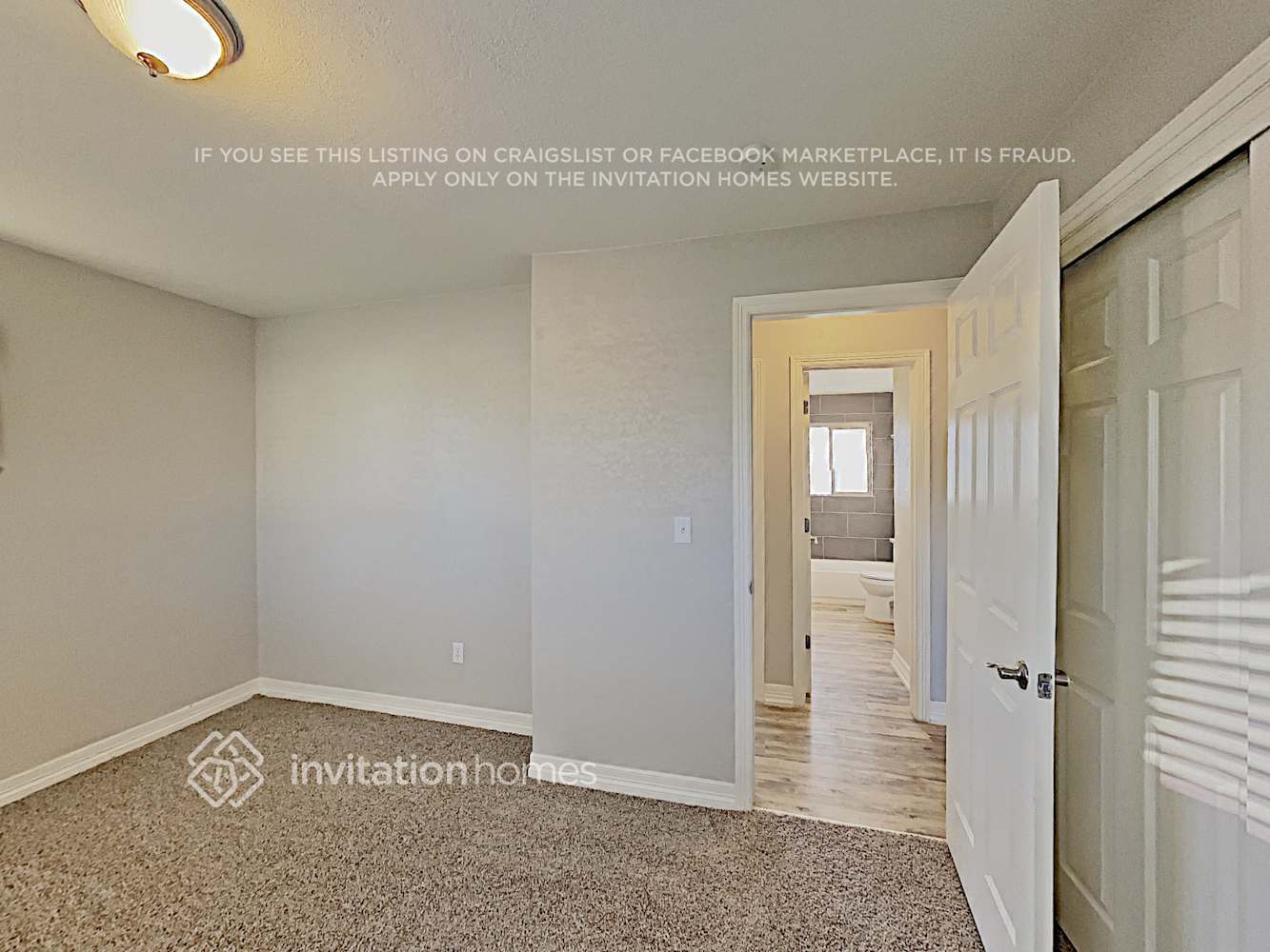 Building Photo - 9137 La Salle Pl