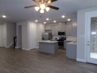 Building Photo - 1748 Redding St