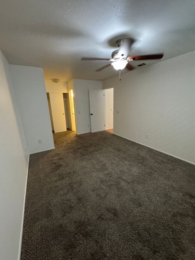 Building Photo - Now ready to move-in! Beautiful 2-Bedroom Home in a Gated Loma Linda Community!