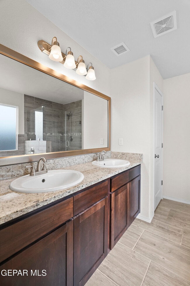 Building Photo - 1088 Nepal Sky St