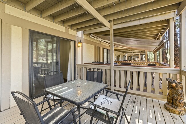 Building Photo - 214 Metz Dr