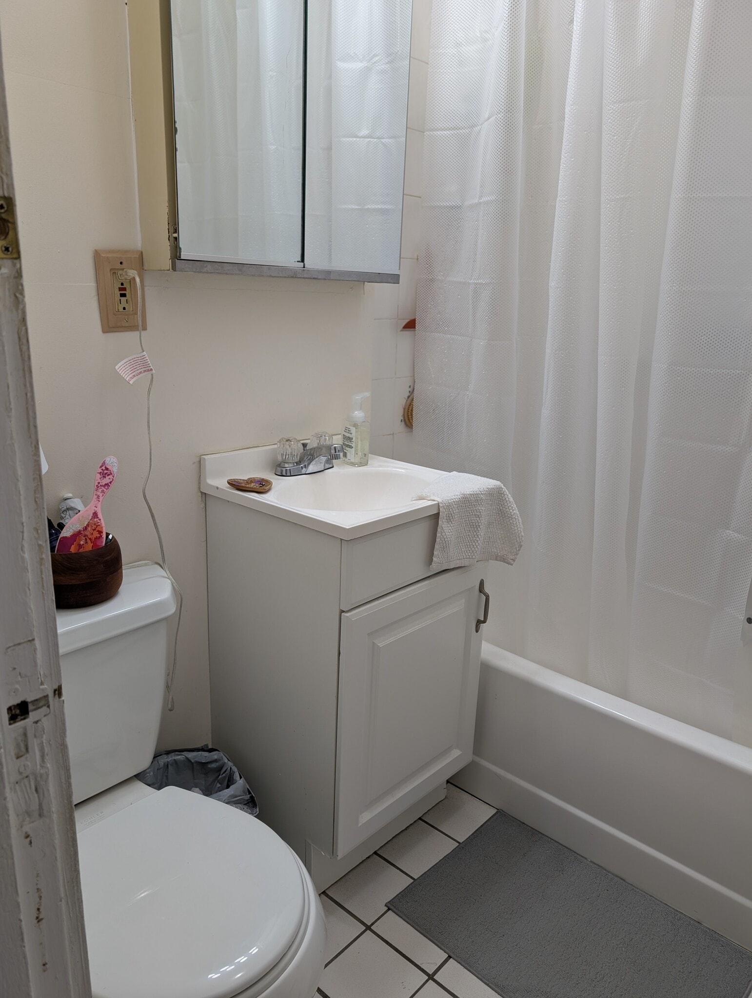 Building Photo - 1673 Commonwealth Ave