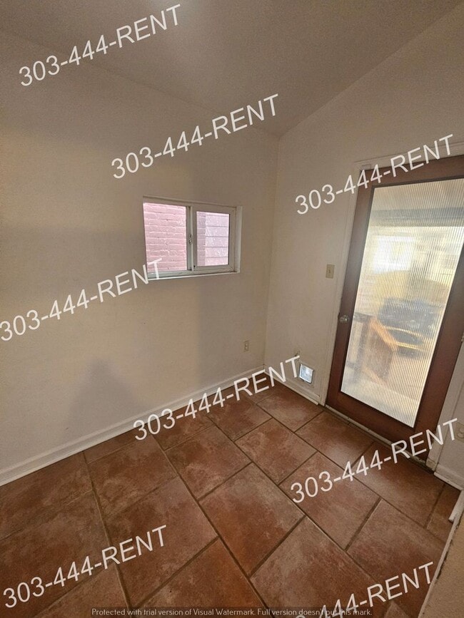 Building Photo - TR337