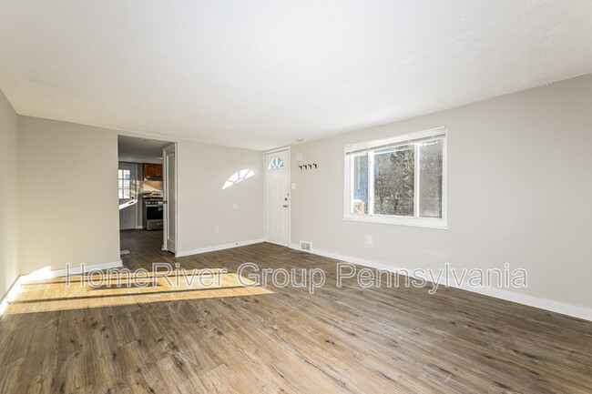Building Photo - 8545 Wittmer Rd