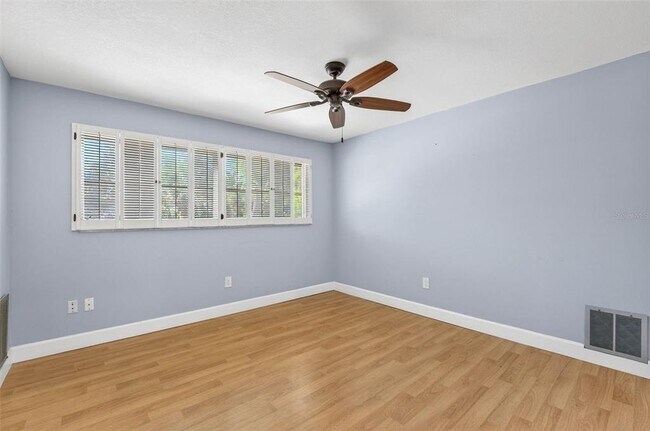 Building Photo - 2111 Paddock Cir