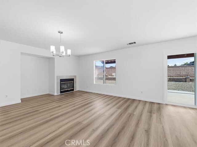 Building Photo - 2775 S Buena Vista Ave