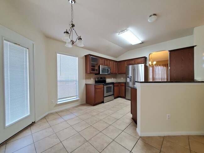 Building Photo - 4-Bedroom House for Rent in Killeen