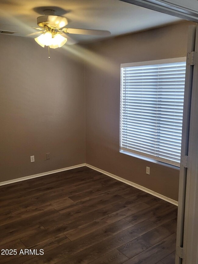 Building Photo - 11119 W Madisen Ellise Dr