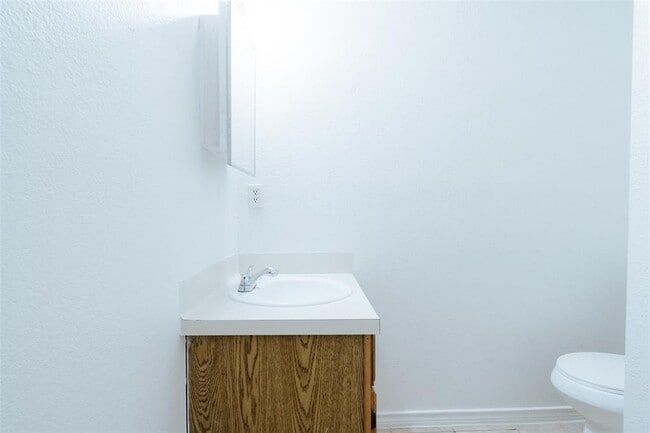 Building Photo - 23393 Nameless Rd