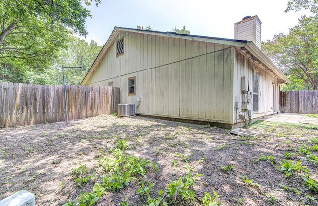 Building Photo - 12220 Tyson Cove