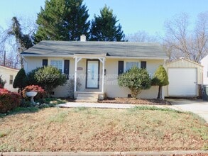 Building Photo - 1905 Palm St