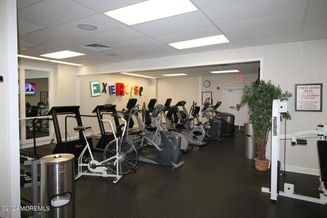 Building Photo - 3D John Adams Ct