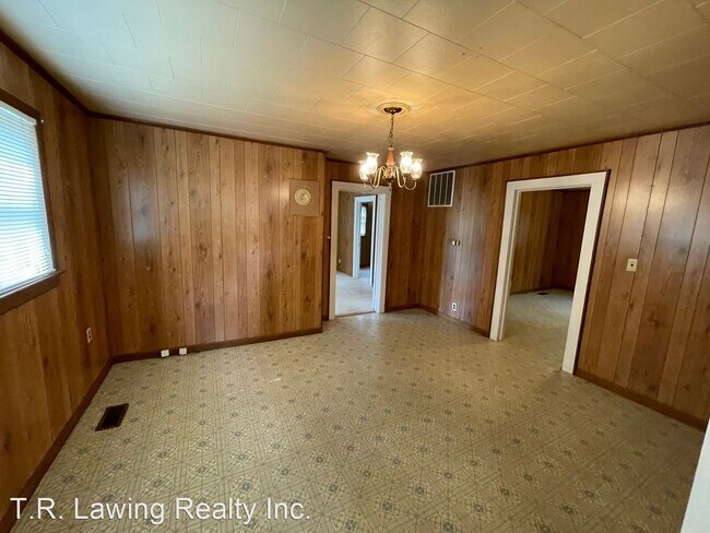 Building Photo - 2 br, 1 bath House - 3440 Fallston Road