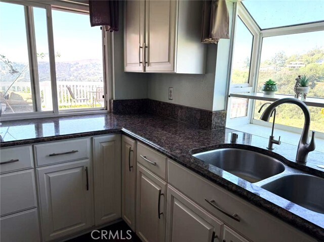Building Photo - 15306 Turquoise Cir N