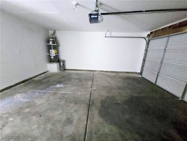 Building Photo - 5797 Cedar Ave